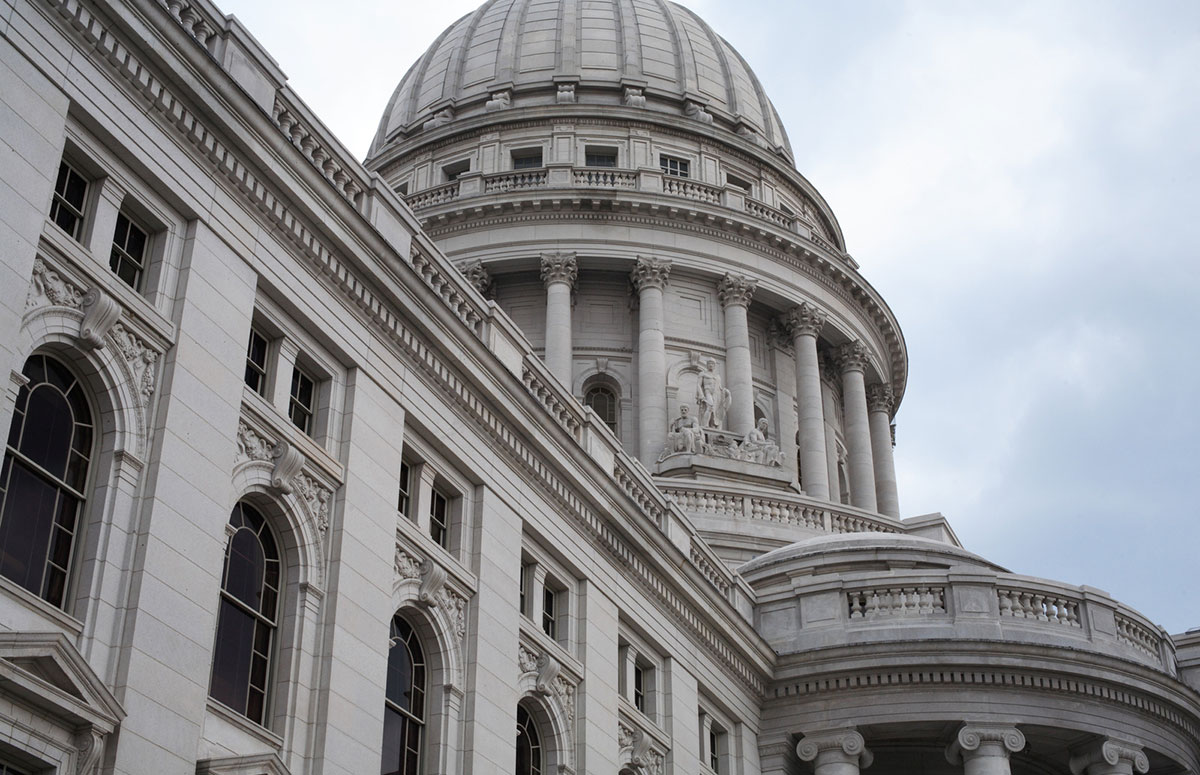 Bad air handler forces Wisconsin state Capitol building evacuation